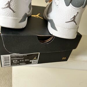 Jordan 6 Retro "Cool Grey" Grade School Kids' Shoe